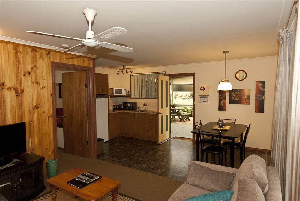 Ficifolia Lodge Parndana Экстерьер фото